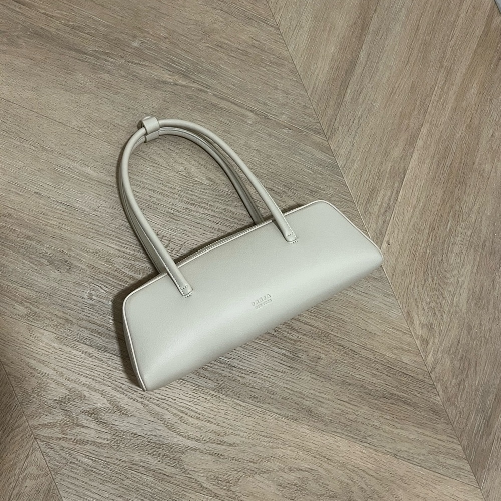 Freja New York Mercer Bag in Oat - Picture 9 of 10